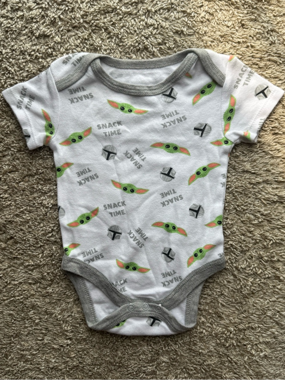 Star Wars Baby Yoda Grogu “Snack Time” Short Sleeve Bodysuit 3-6 Months